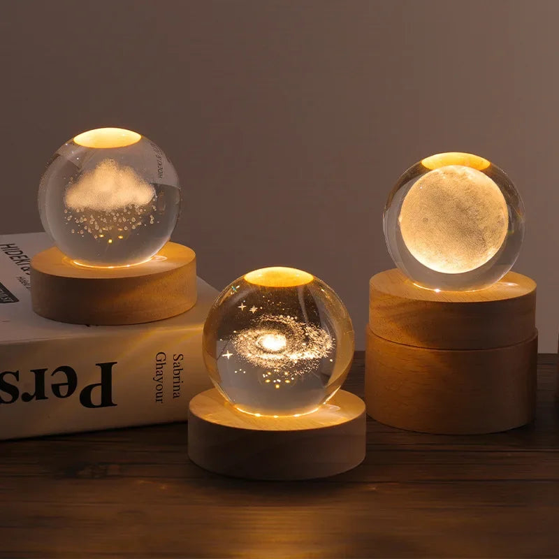 Flambery Crystal Ball Lamp