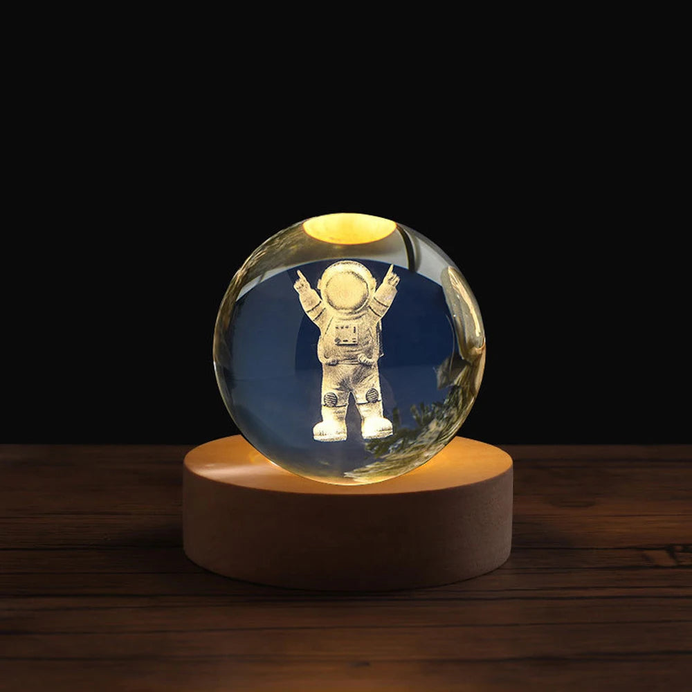 Flambery Crystal Ball Lamp