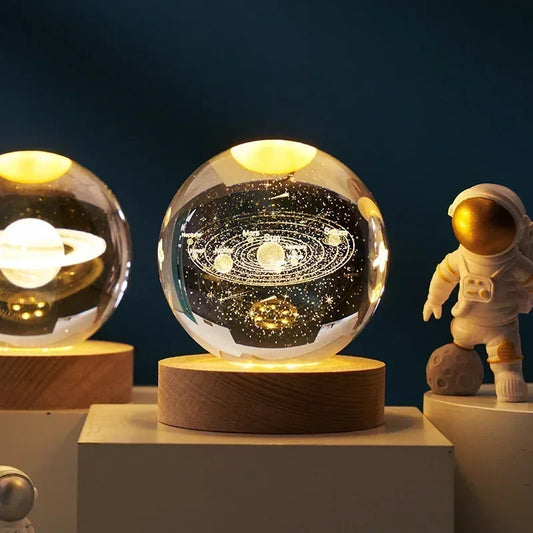 Flambery Crystal Ball Lamp